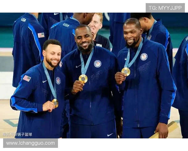 FIBA转发疑似山寨詹姆斯东契奇库里合照引热议网友大呼不可思议